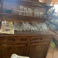 Credenza d’epoca in radica