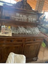 Credenza d’epoca in radica