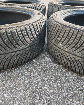 gomme invernali michelin 225/45 r18
