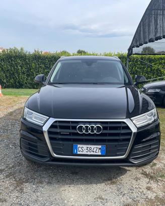 Audi Q5 40 TDI quattro S tronic Design/GARANZIA
