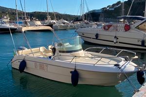 Sessa Marine Key Largo 22 Deck