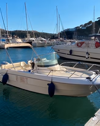 Sessa Marine Key Largo 22 Deck