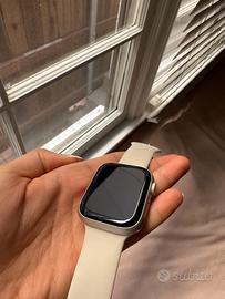 Apple Watch Series 8