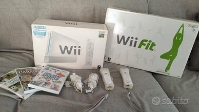 Nintendo Wii + accessori elencati in descrizione