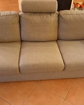 Divano 4 posti e Poltrona