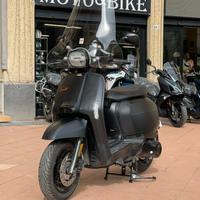 LAMBRETTA V200 SPECIAL - 2023