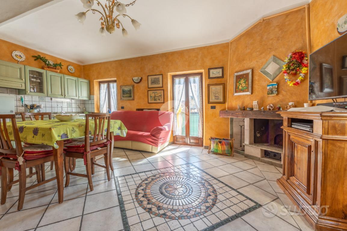 Apartment in Chieri, Torino - Vista 2