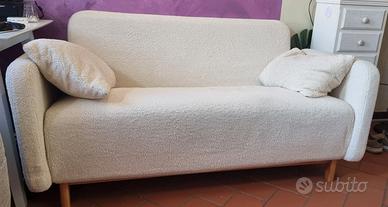 divano letto  e poltrona reclnababile