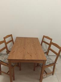 TAVOLO DA CUCINA CON 4 SEDIE