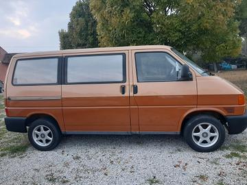 Volkswagen Transporter T4 1.9 TD cat Caravelle 8 P