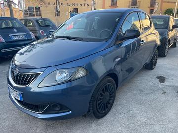 Lancia Ypsilon 1.0 FireFly 5 porte S&S Hybrid Ecoc