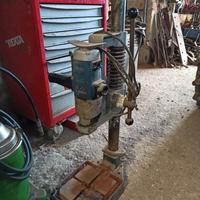 Trapano a colonna AEG 220v con supporto