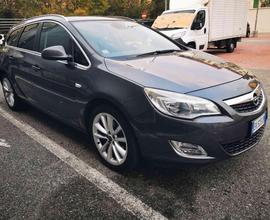 OPEL Astra 1.4 Turbo 140CV Sports Tourer Cosmo