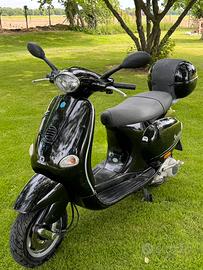 Vespa 150 et4 2000