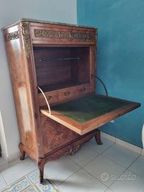 Secretaire con ribalta