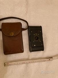 Antica macchina fotografica a soffietto Kodak