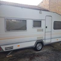 Knaus roulotte 4 posti bagno interno veranda