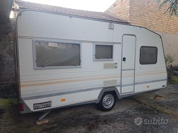 Knaus roulotte 4 posti bagno interno veranda