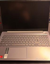 Lenovo IdeaPad 3 AMD RYZEN 5