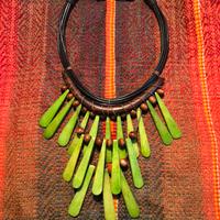 Collana etnico-chic  verde mela
