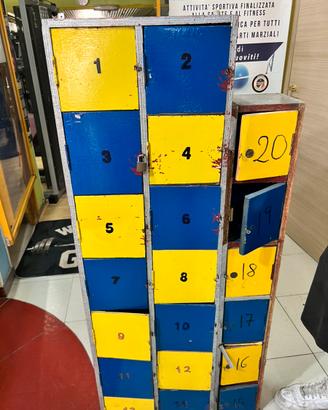 Casellario cassettiera porta ogetti