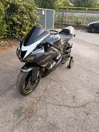 Ninja zx6r