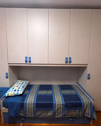 Cameretta a ponte completa con letto e cassettiera