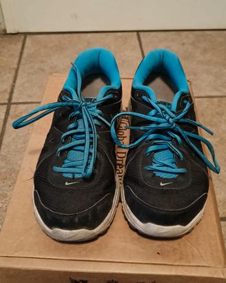 Scarpe Nike Revolution 2 taglia 40