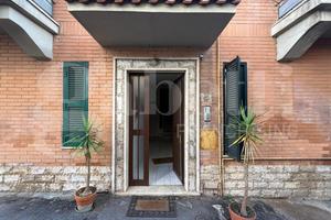 Appartamento Roma [Cod. rif 3279549VRG]