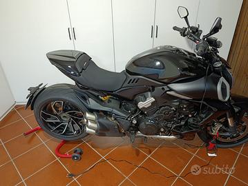 Ducati Diavel V4 2023 - Uniproprietario