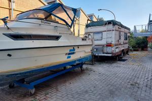 Pilotina barca a motore