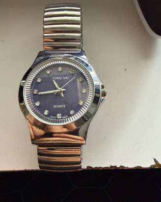 orologio yong xin quatza