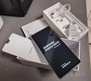 SAMSUNG S20 FE