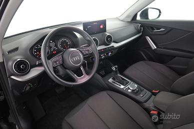 AUDI Q2 35 TFSI S tronic Business