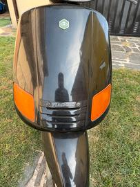 Carena anteriore piaggio zip