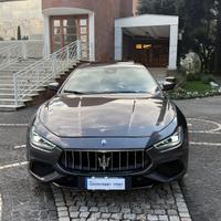 Maserati Ghibli V6 Diesel Gransport TETTO