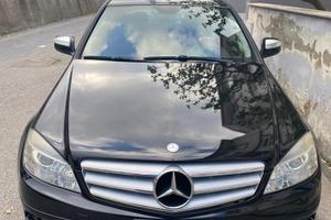 Mercedes cw200