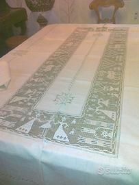 Splendida tovaglia lino metà secolo scorso