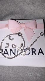 BRACCIALE E CIONDOLI PANDORA
