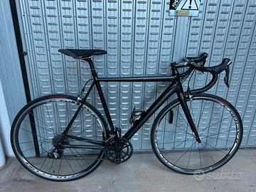 Cannondale CAAD12 アルテグラ Fulcrum Racing3！