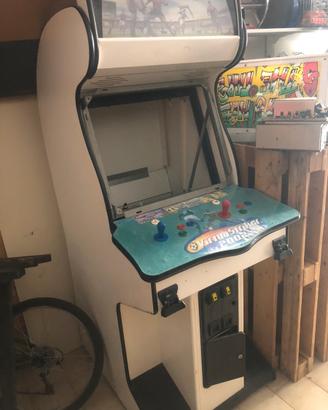 arcade vodeogame cabinato