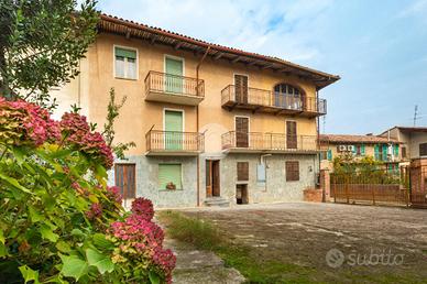 CASA SEMINDIPENDENTE A TONCO