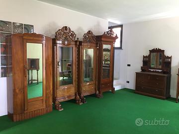 Mobili antichi Coloniali Inglesi e statue