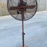 Ventilatore a piantana