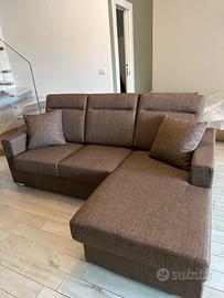 Divano con Chaise Longue in tessuto