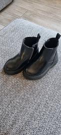ZARA stivaletti neri bambina tg.23