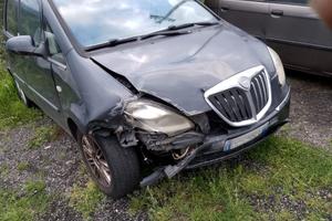 LANCIA MUSA BENZINA/GPL (77 CV) – INCIDENTATA / PE