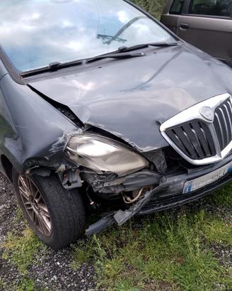 LANCIA MUSA BENZINA/GPL (77 CV) – INCIDENTATA / PE