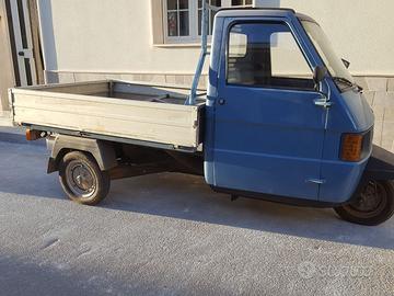 Ape  TM P703