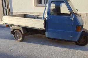 Ape  TM P703